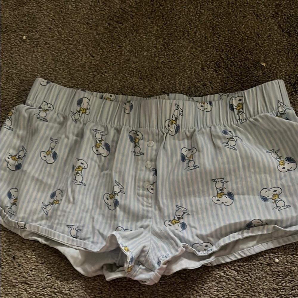 Peanuts High Waist White Shorts with Relaxed Fit